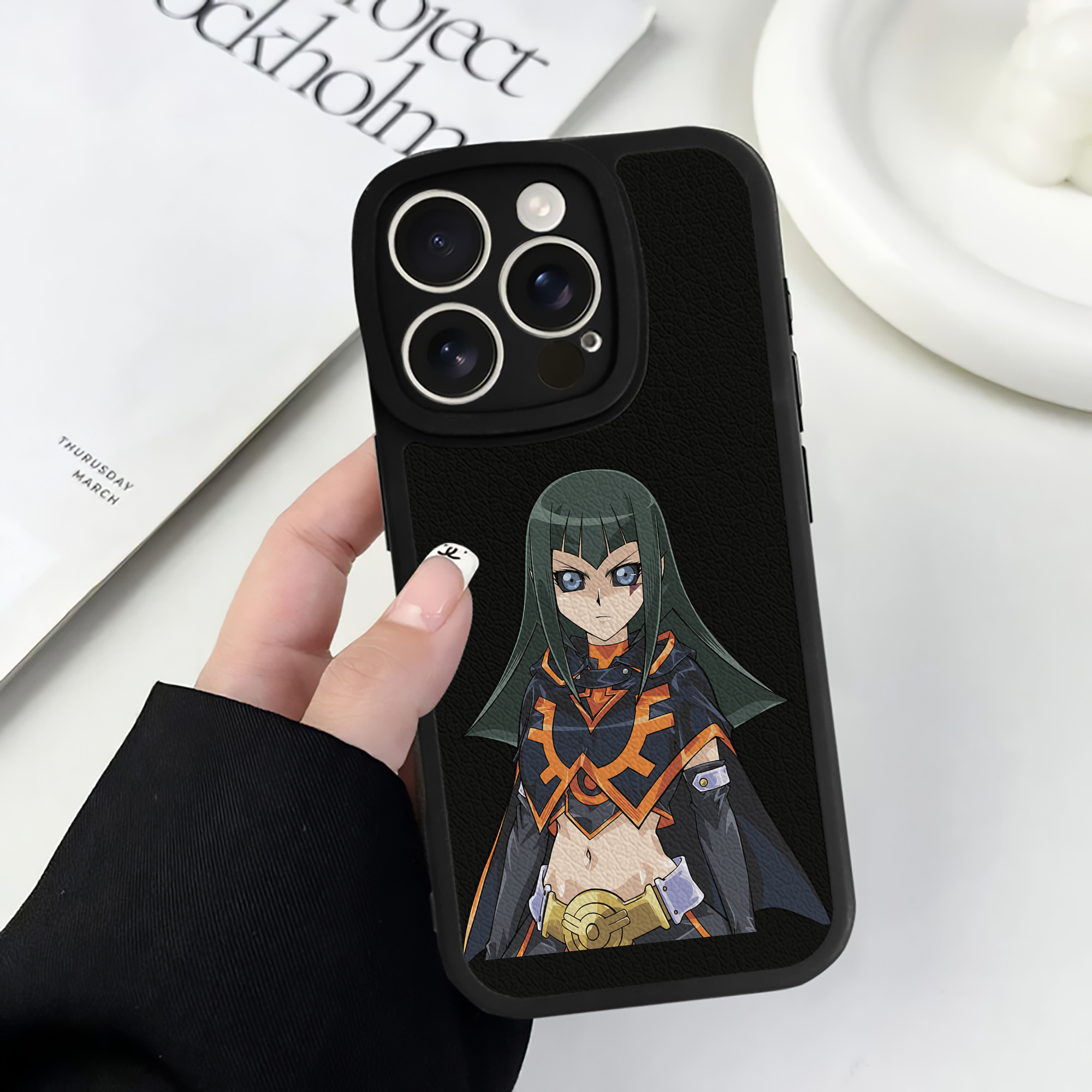 遊☆戯☆王 Yu-Gi-Oh! 【iPhone 16シリーズ対応】シリコンスマホケース（レザー調） 材質：シリコン